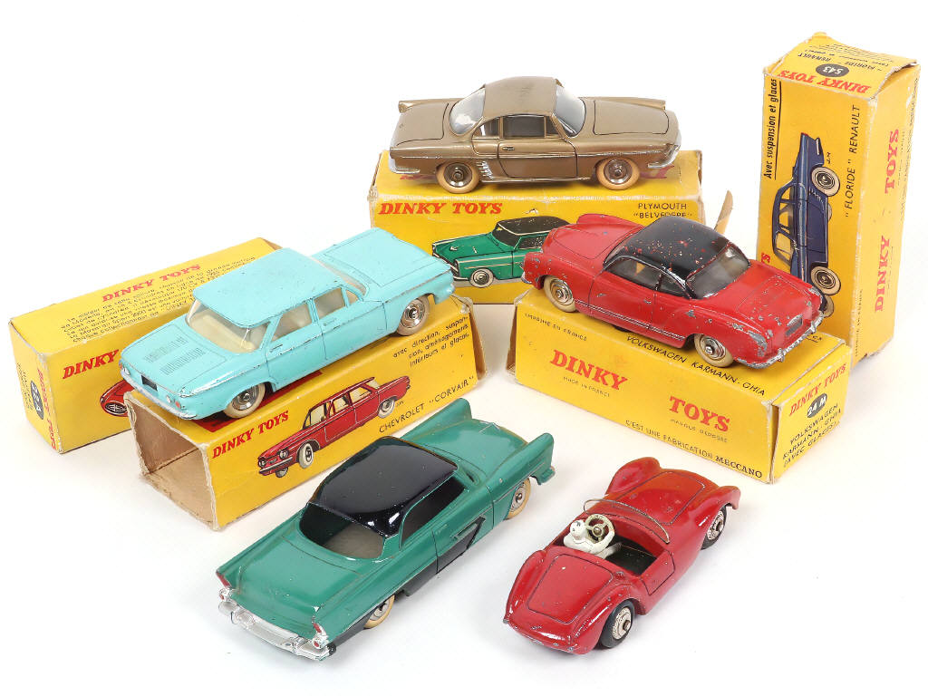 Lot 286 - DINKY TOYS (FRANCE) (5)