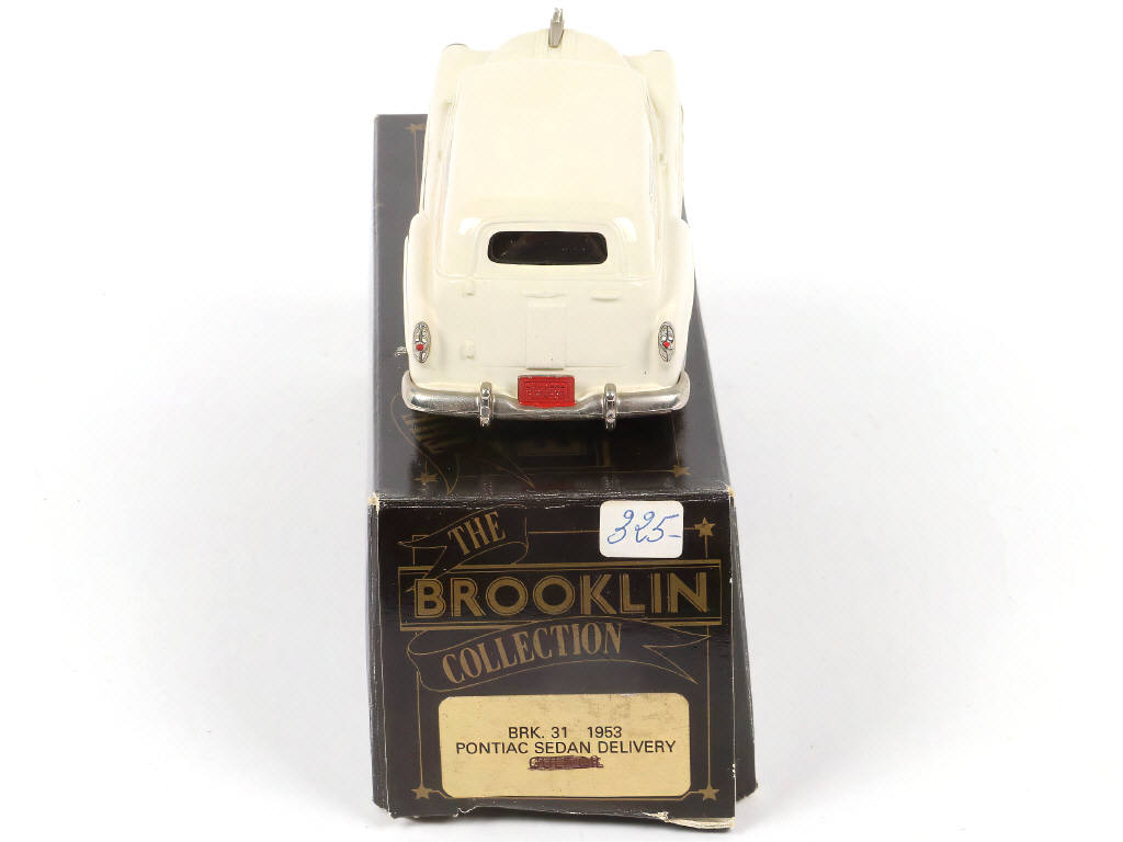Lot 89 - BROOKLIN MODELS (GB) (1)