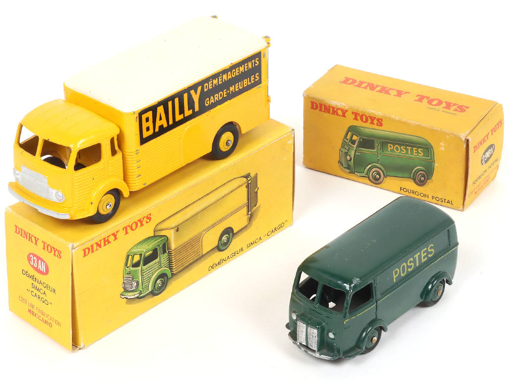 Lot 244 - DINKY TOYS (FRANCE) (2)