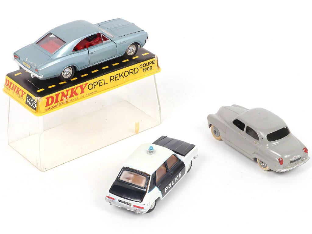 Lot 260 - DINKY TOYS (FRANCE) (3)