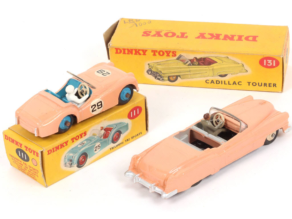 Lot 175 - DINKY TOYS (GB) (2)