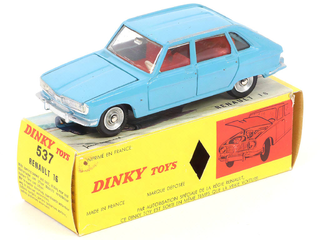 Lot 224 - DINKY TOYS (FRANCE) (1)