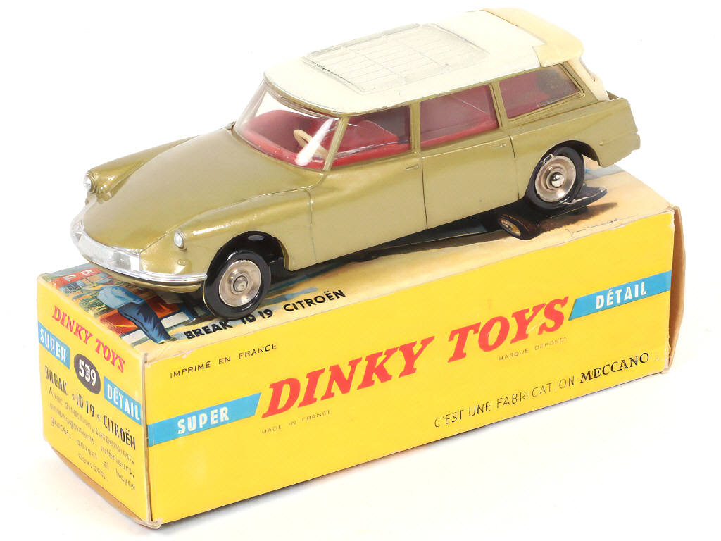 Lot 225 - DINKY TOYS (FRANCE) (1)