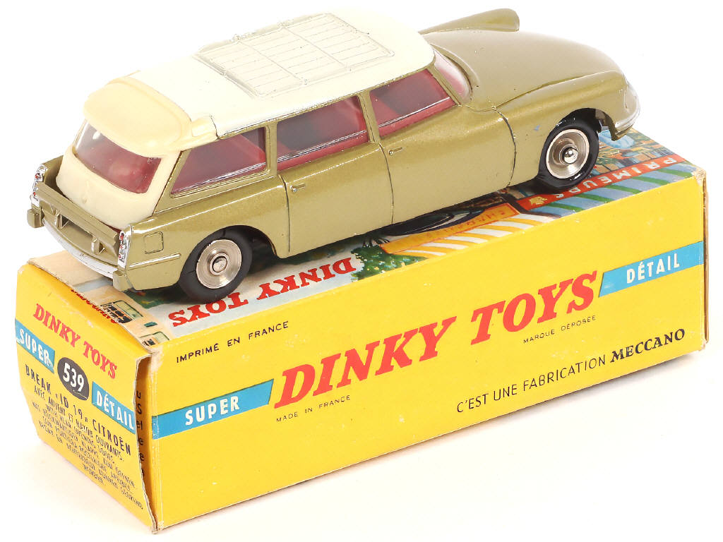 Lot 225 - DINKY TOYS (FRANCE) (1)