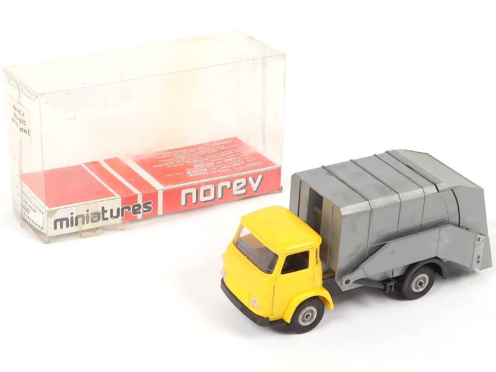 Lot 176 - NOREV (FRANCE) (1)