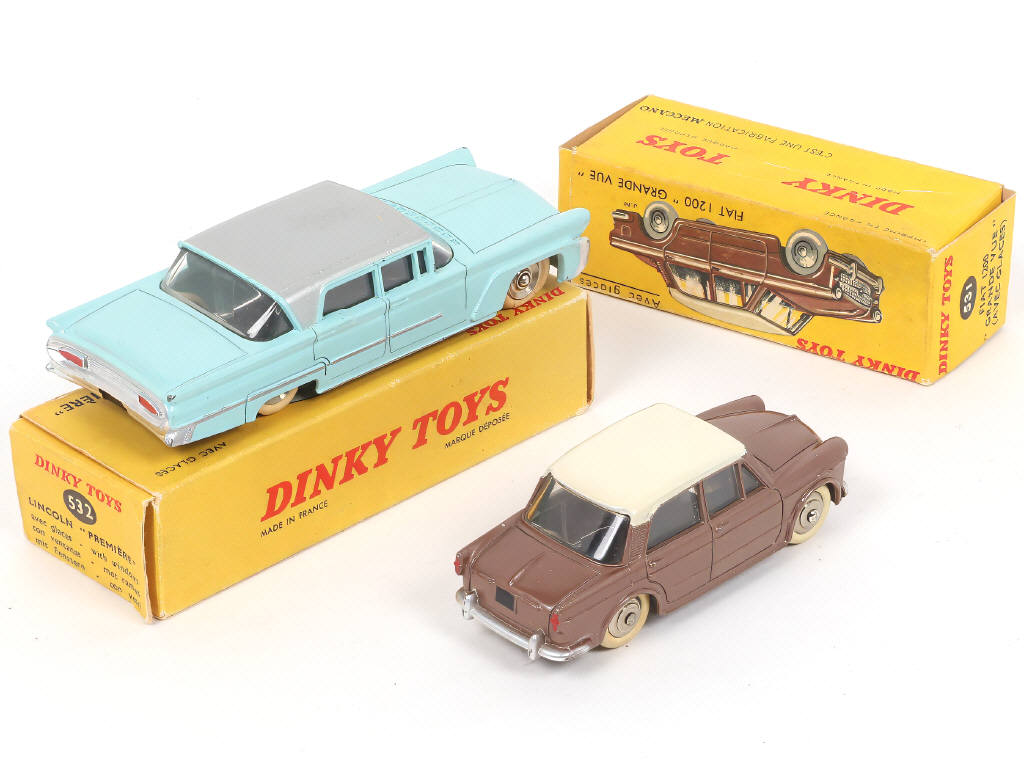 Lot 242 - DINKY TOYS (FRANCE) (2)