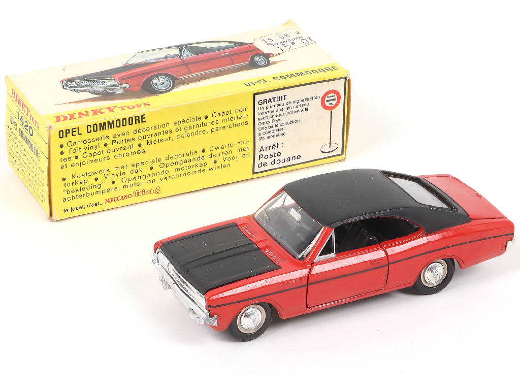 Lot 229 - DINKY TOYS (FRANCE) (1)