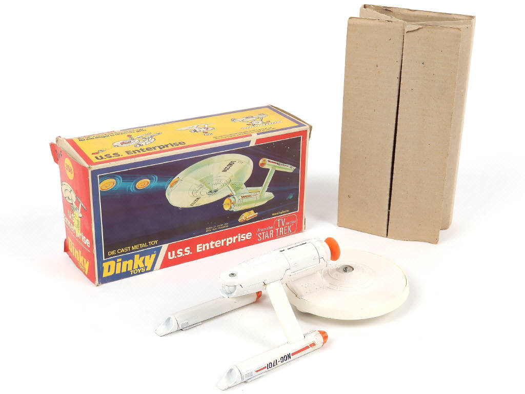 Lot 208 - DINKY TOYS (GB) (1)