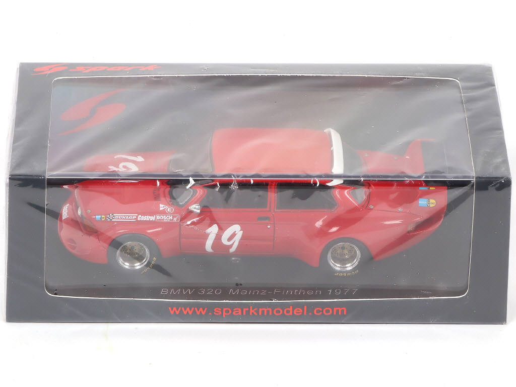 Lot 71 - SPARK (MACAU) (3)