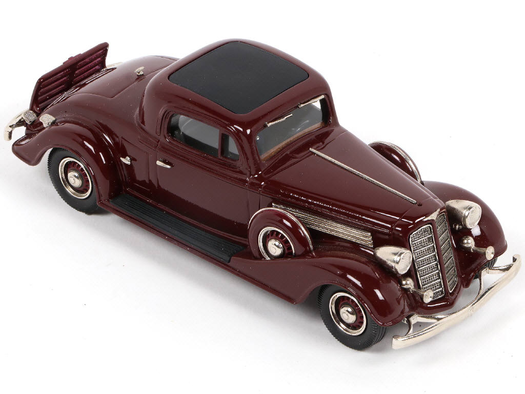 Lot 123 - BROOKLIN MODELS (GB) (1)