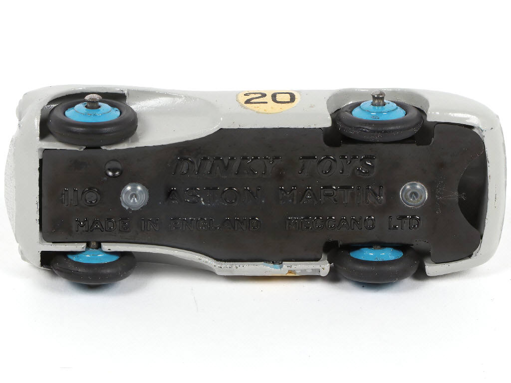 Lot 212 - DINKY TOYS (GB) (1)