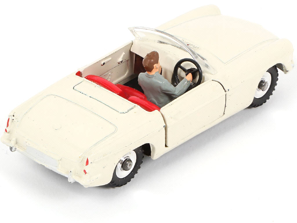 Lot 213 - DINKY TOYS (GB) (1)