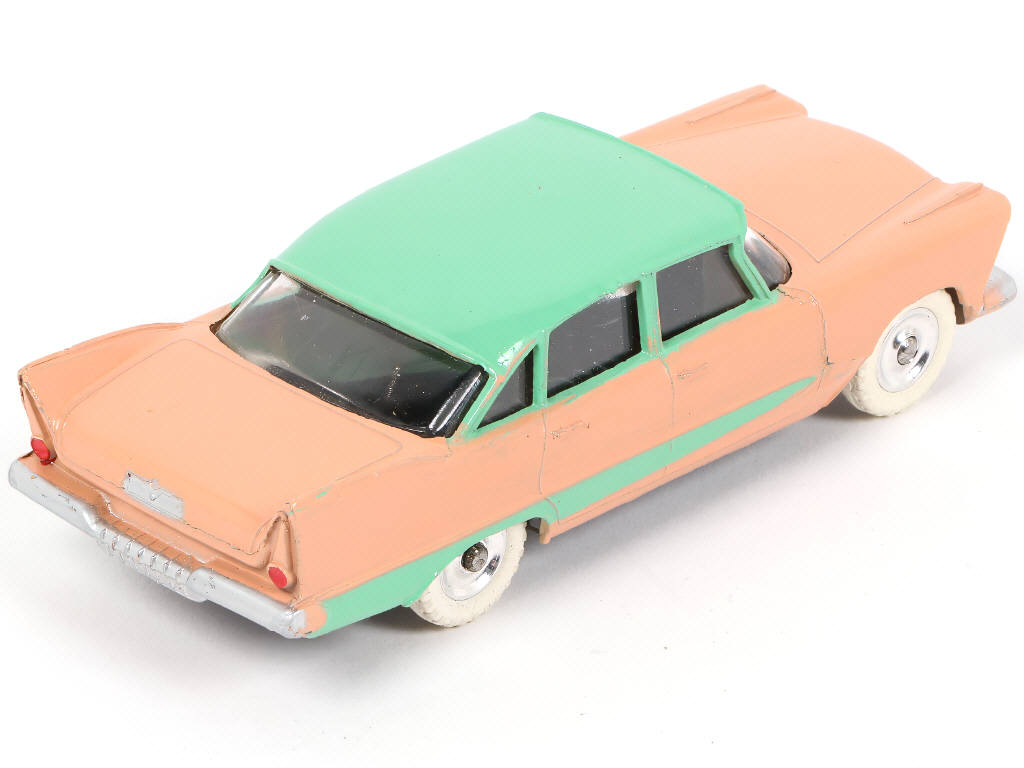 Lot 222 - DINKY TOYS (GB) (1)