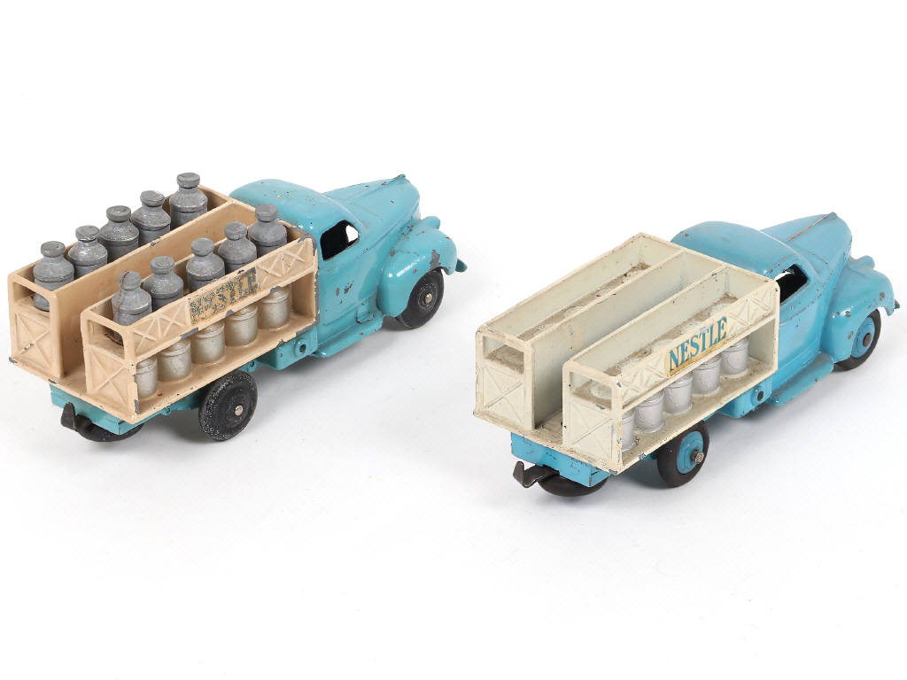 Lot 283 - DINKY TOYS (FRANCE) (2)