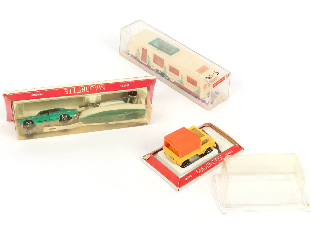 Lot 191 - MAJORETTE (FRANCE) (3)