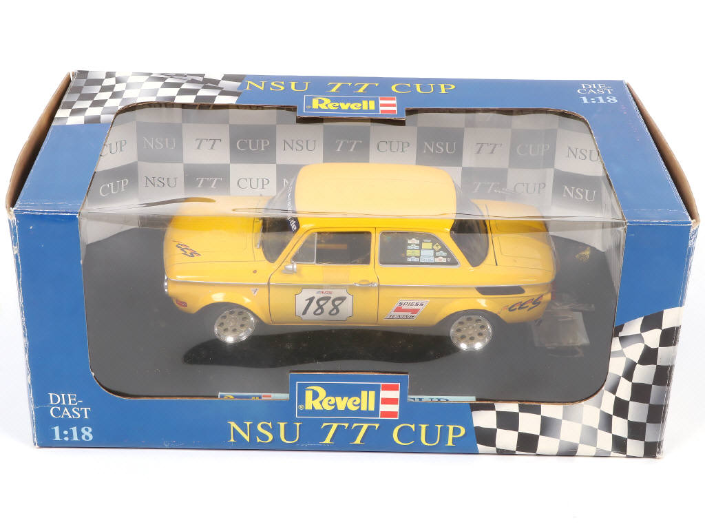 Lot 8 - REVELL (ALLEMAGNE) (1)