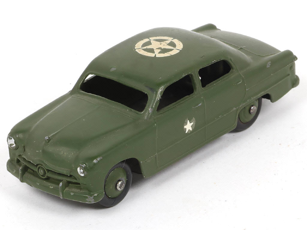 Lot 210 - DINKY TOYS (GB) (1)