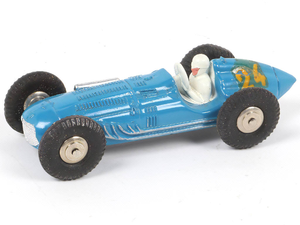 Lot 265 - DINKY TOYS (FRANCE) (1)
