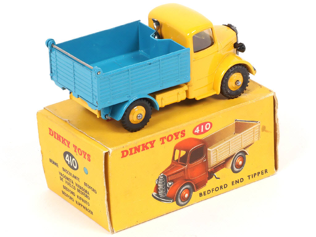 Lot 225 - DINKY TOYS (GB) (1)