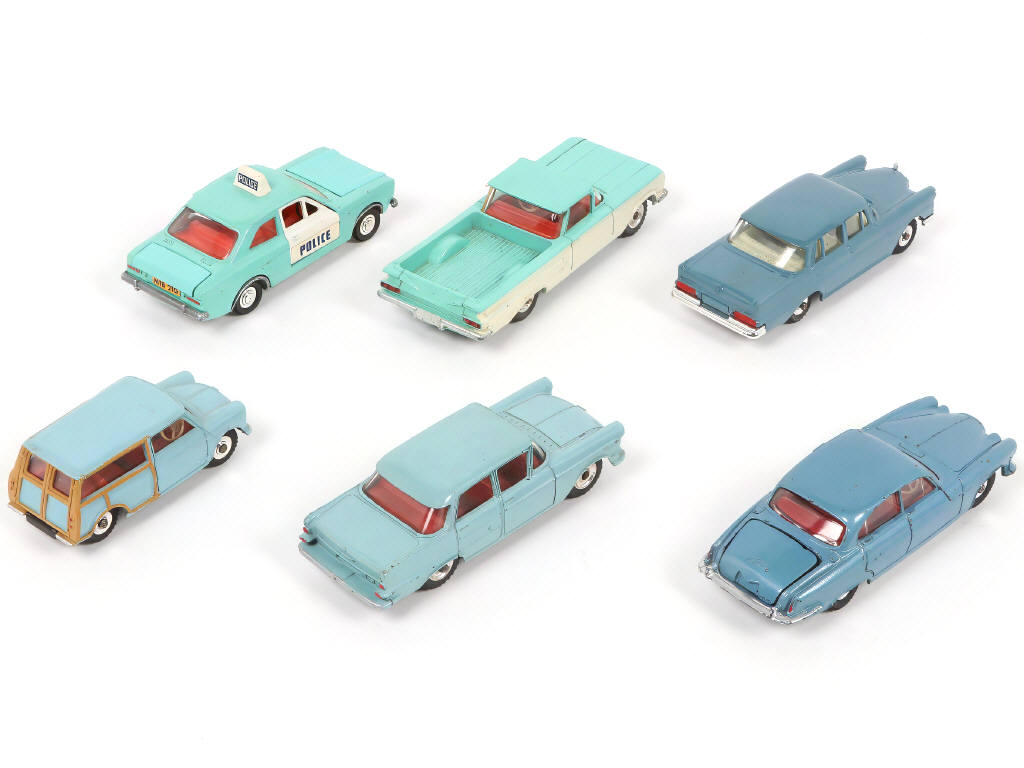 Lot 272 - DINKY TOYS (GB) (6)