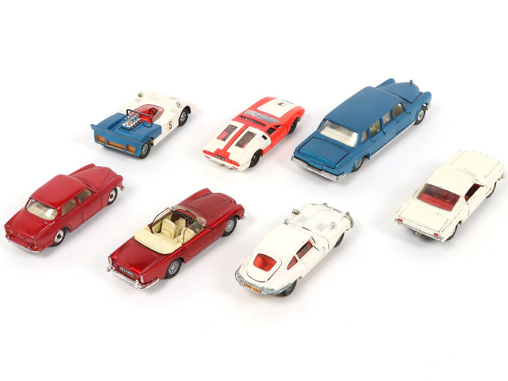 Lot 294 - DINKY TOYS (GB) (7)