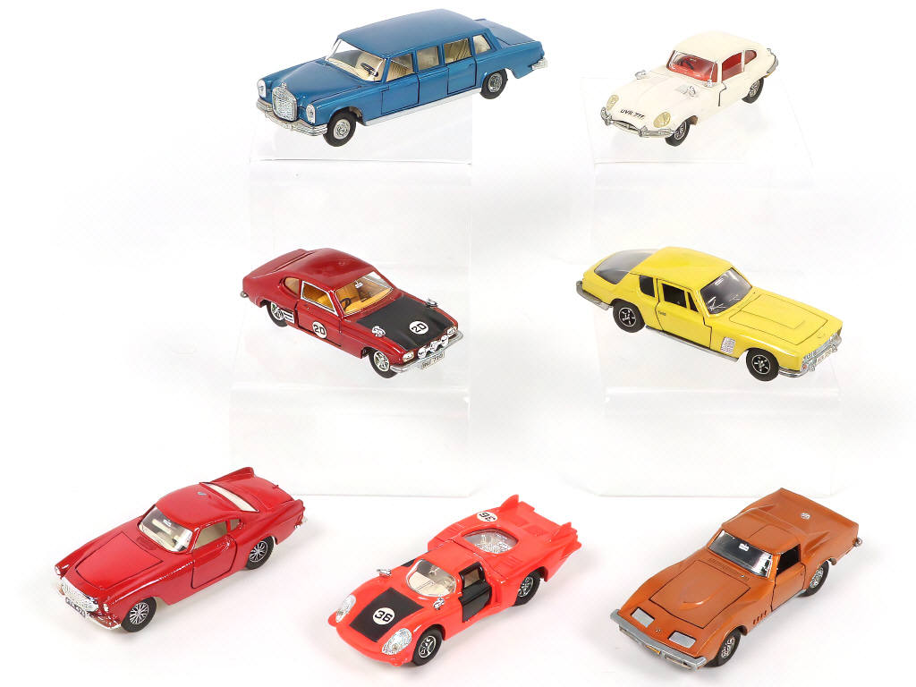 Lot 295 - DINKY TOYS (GB) (7)