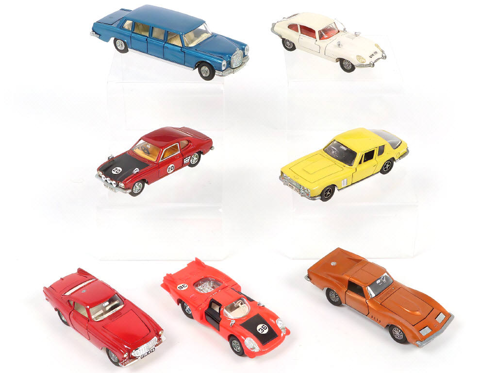 Lot 295 - DINKY TOYS (GB) (7)