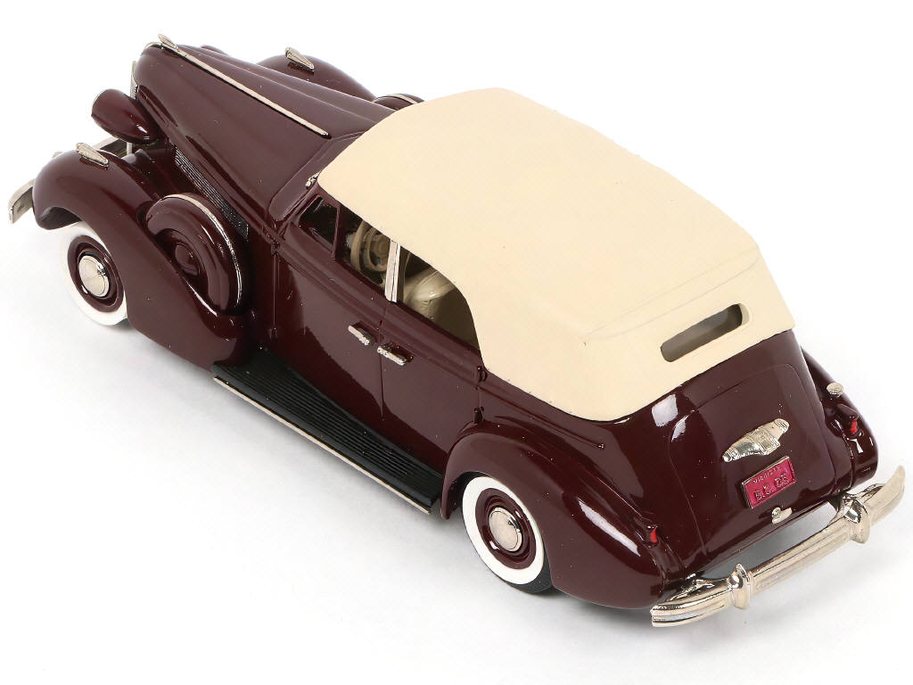Lot 155 - BROOKLIN MODELS (GB) (1)