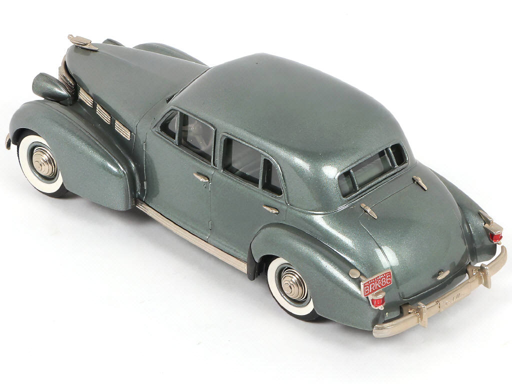 Lot 153 - BROOKLIN MODELS (GB) (1)