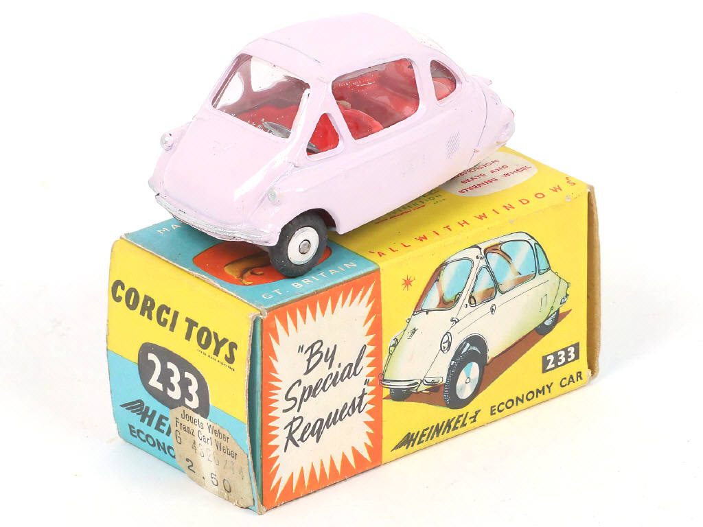 Lot 167 - CORGI TOYS (GB) (1)