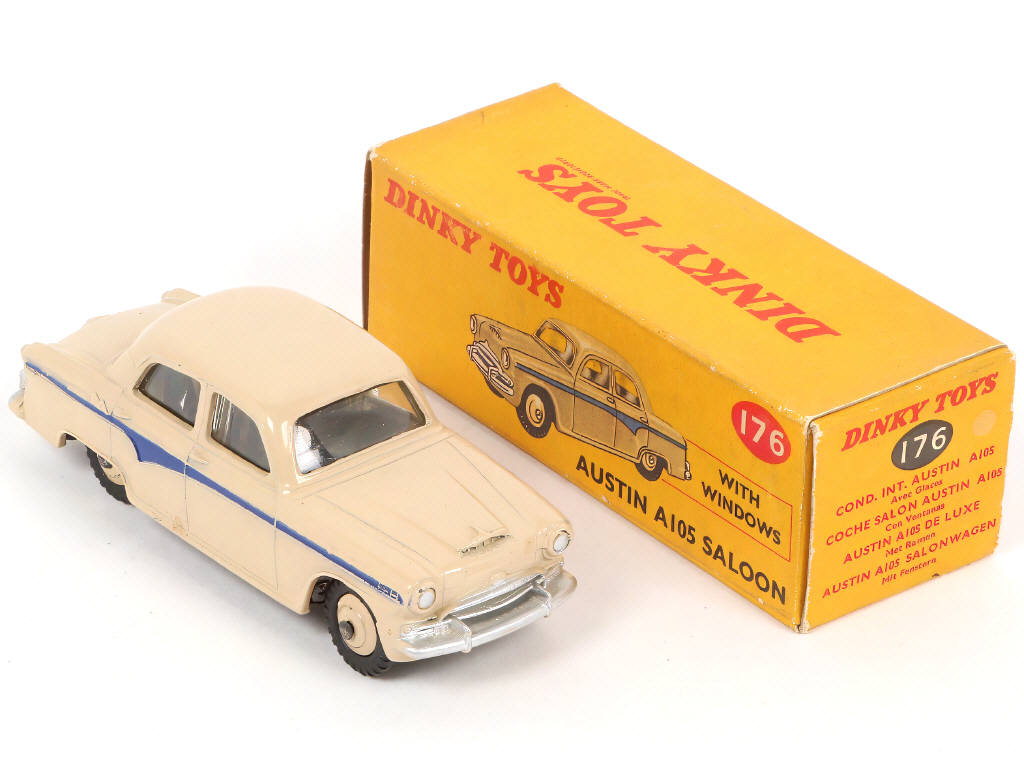 Lot 243 - DINKY TOYS (GB) (1)