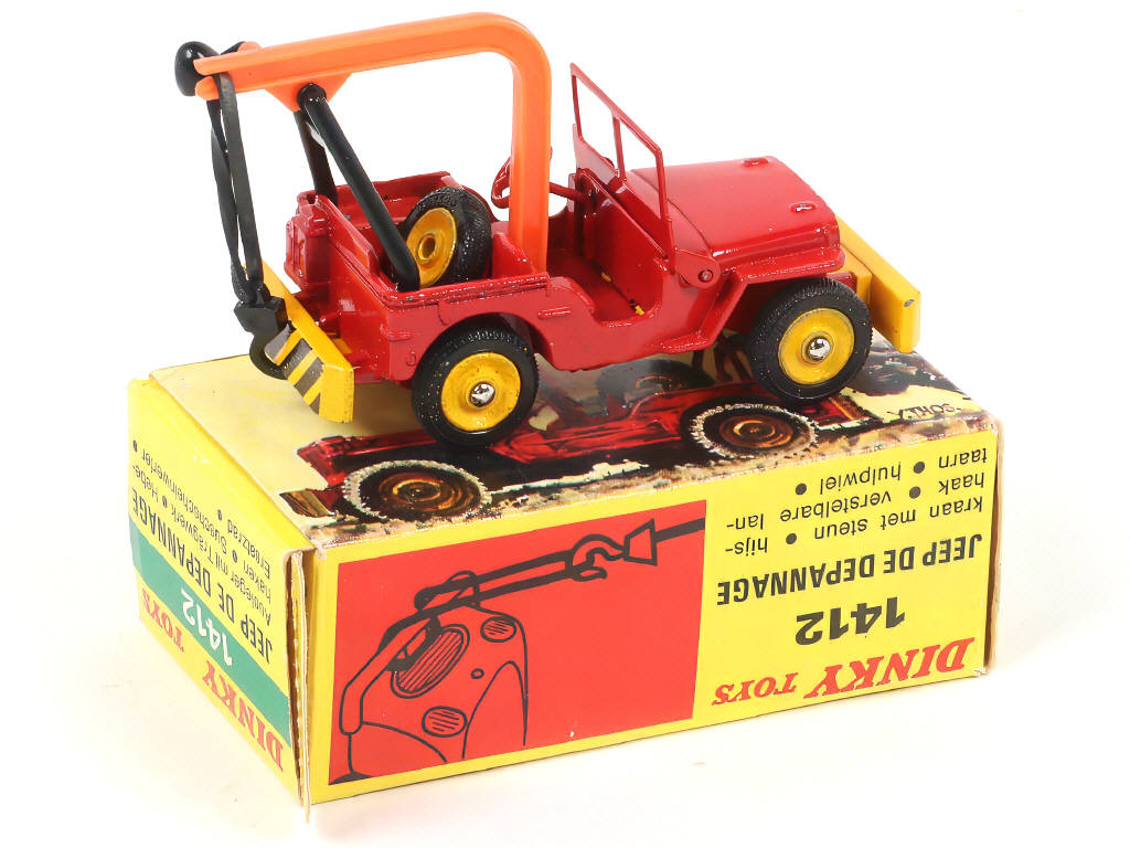 Lot 311 - DINKY TOYS (FRANCE) (1)