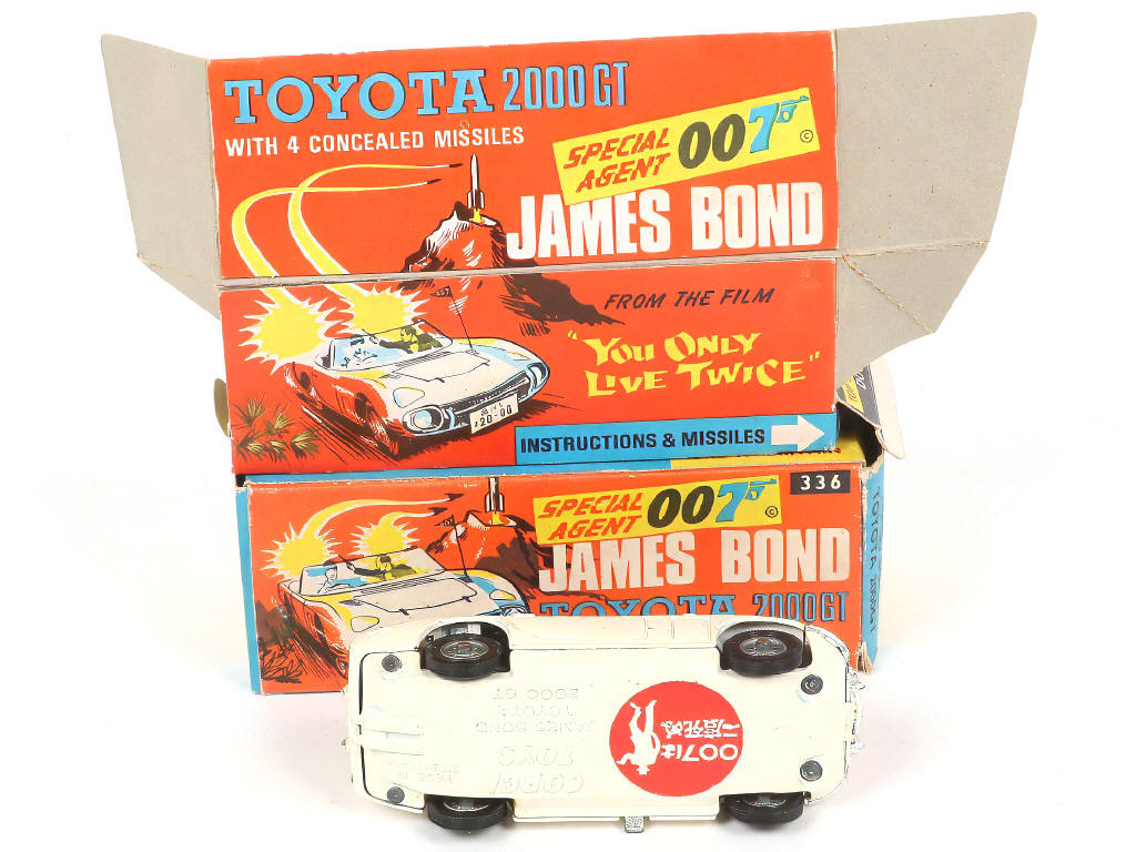 Lot 172 - CORGI TOYS (GB) (1)