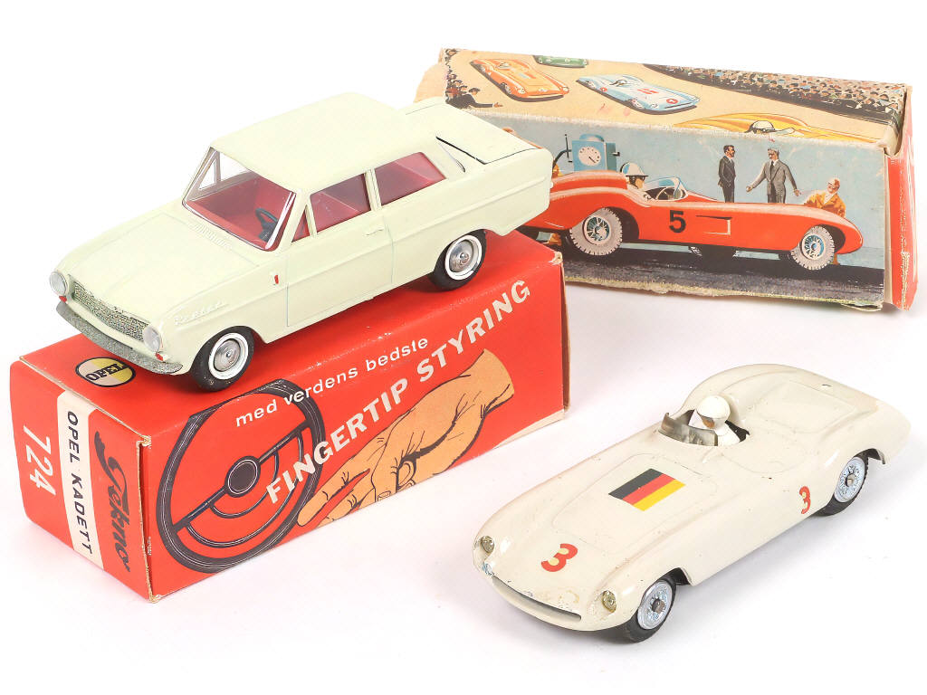 Lot 96 - TEKNO (DANEMARK) (2)