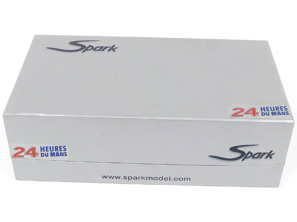 Lot 18 - SPARK (MACAU) (1)