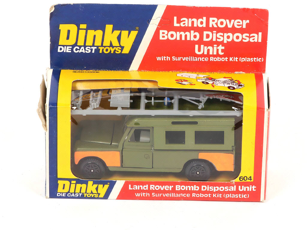 Lot 267 - DINKY TOYS (GB) (4)