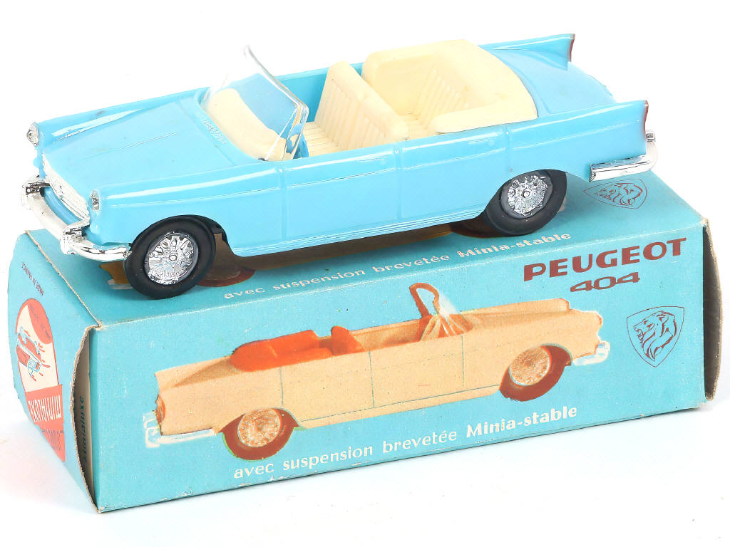 Lot 210 - MINIALUXE (FRANCE) (1)