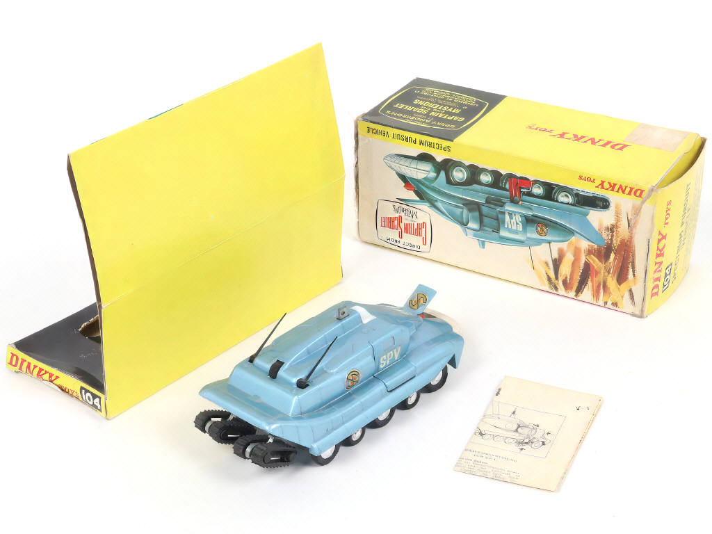 Lot 246 - DINKY TOYS (GB) (1)