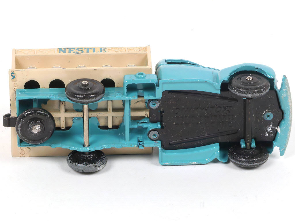 Lot 314 - DINKY TOYS (FRANCE) (1)
