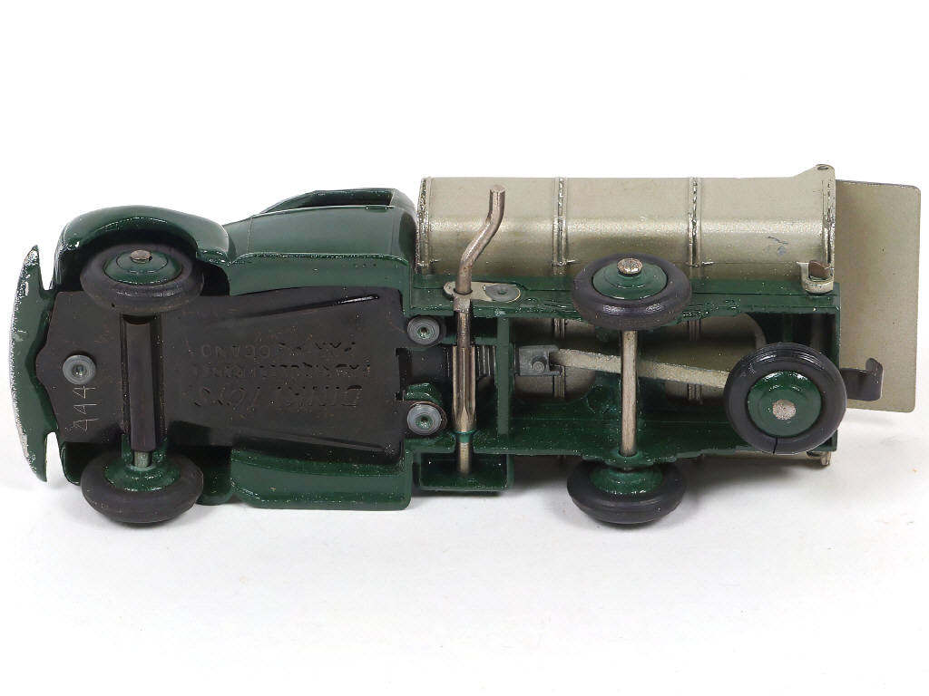 Lot 313 - DINKY TOYS (FRANCE) (1)