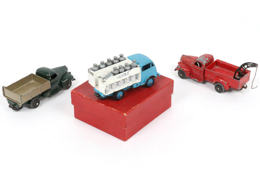 Lot 329 - DINKY TOYS (FRANCE) (3)