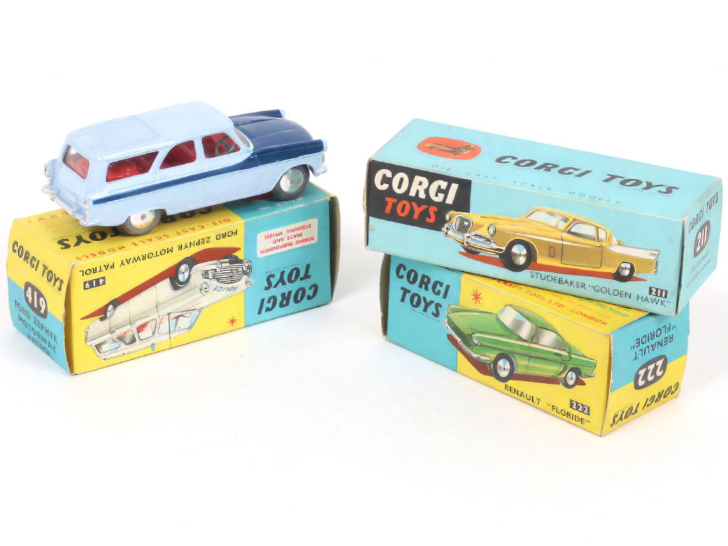 Lot 177 - CORGI TOYS (GB) (3)