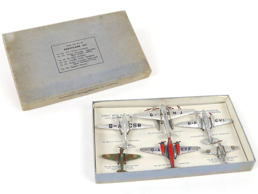 Lot 275 - DINKY TOYS (GB) (1)