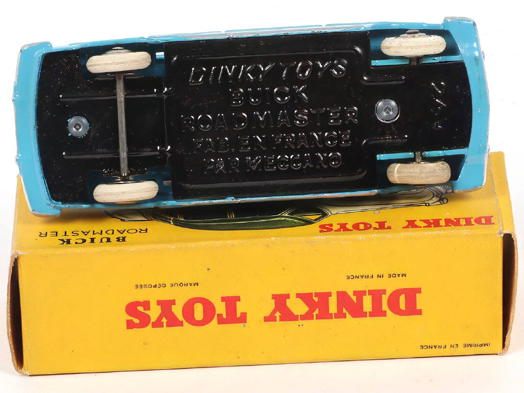 Lot 304 - DINKY TOYS (FRANCE) (1)