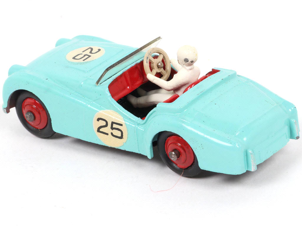 Lot 242 - DINKY TOYS (GB) (1)