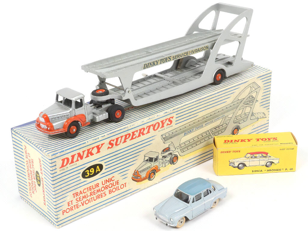 Lot 324 - DINKY TOYS (FRANCE) (2)