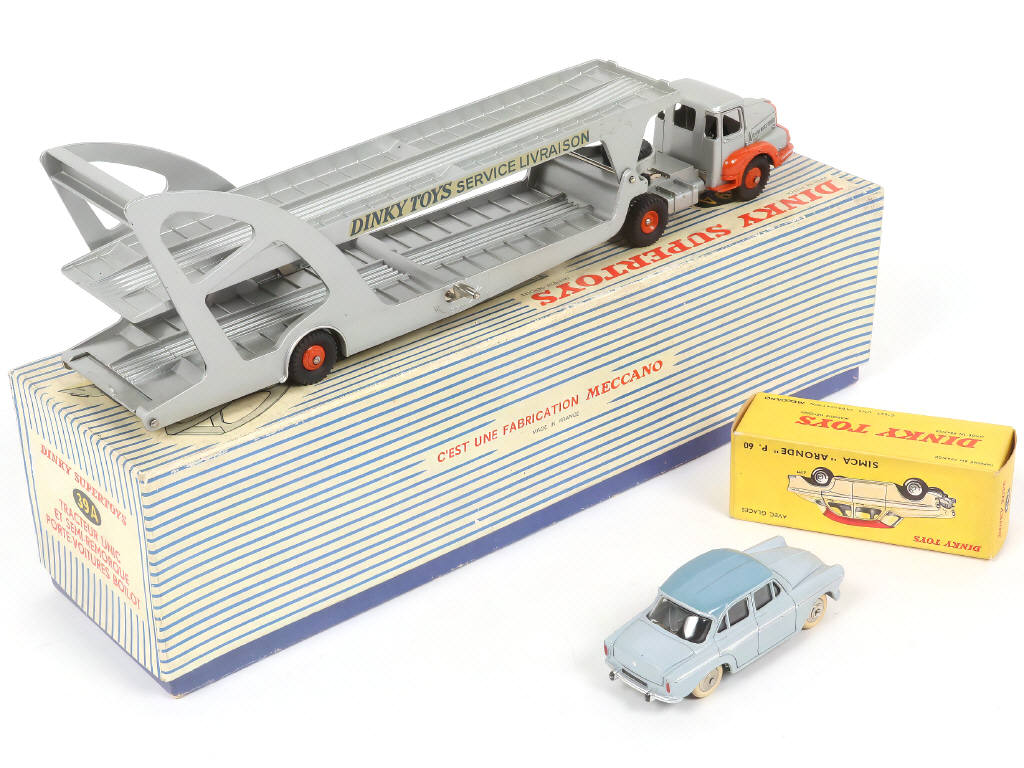 Lot 324 - DINKY TOYS (FRANCE) (2)