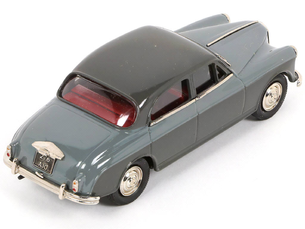 Lot 143 - LANSDOWNE MODELS (GB) (1)