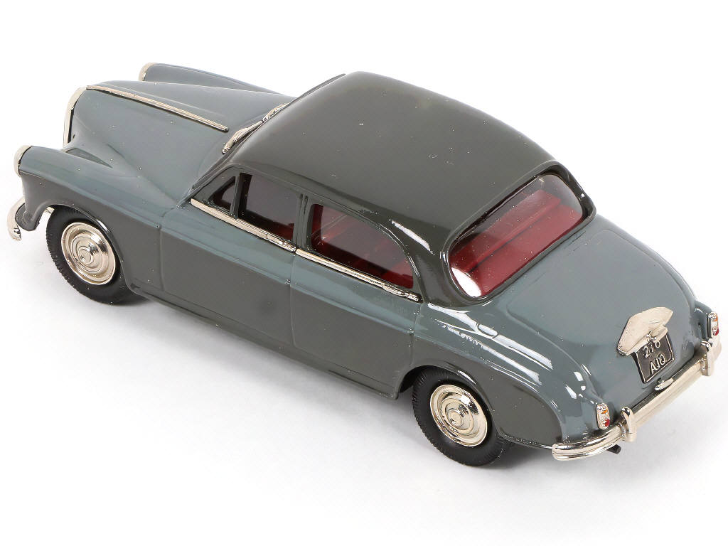 Lot 143 - LANSDOWNE MODELS (GB) (1)