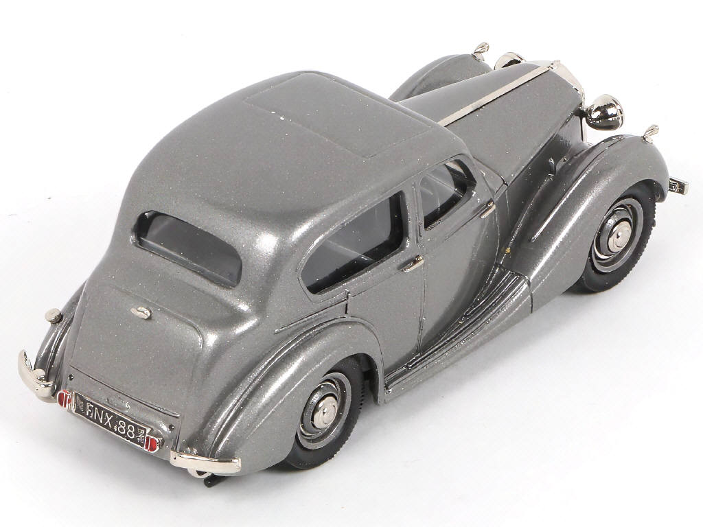 Lot 137 - LANSDOWNE MODELS (GB) (1)